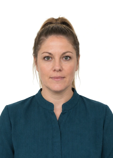 Compliant photo example